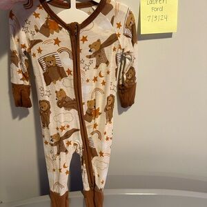 Beary sleepy zippy size newborn